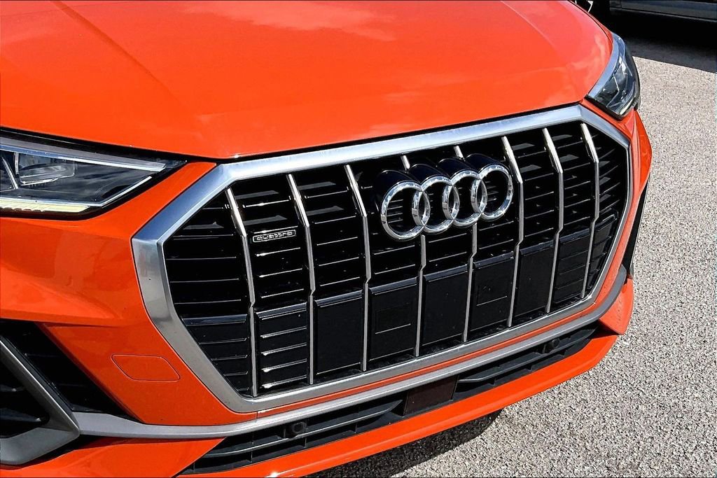 Used 2020 Audi Q3 2.0T Premium Plus w/ Premium Plus Package image 11