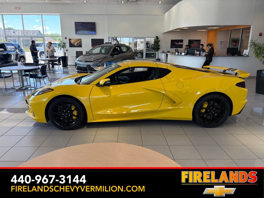 New 2025 Chevrolet Corvette Stingray Premium Cpe w/ Z51 Performance Package RWD image 6