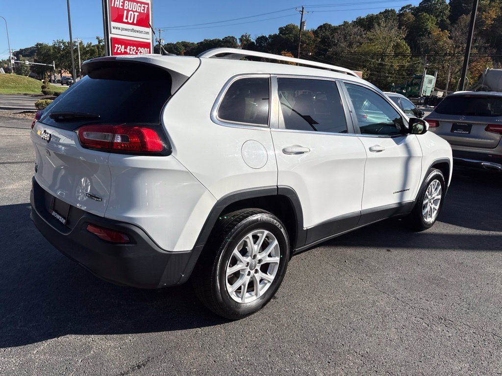 Used 2015 Jeep Cherokee Latitude w/ Cold Weather Group AWD/4WD image 5