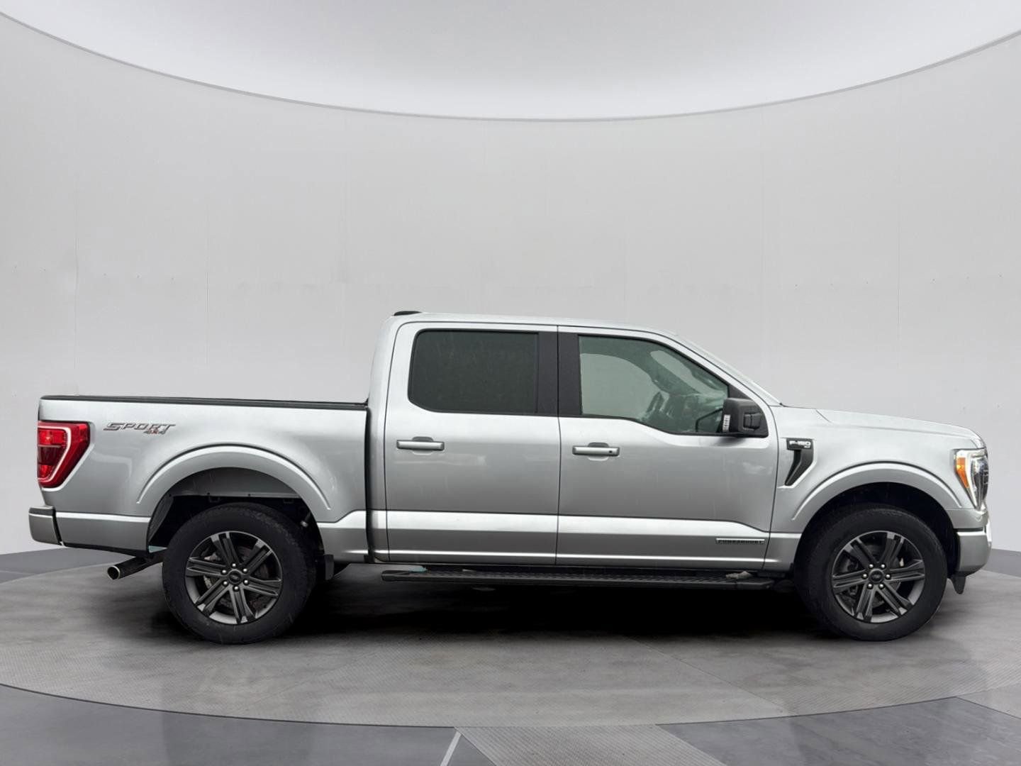 Used 2023 Ford F150 XLT w/ Equipment Group 302A High image 7