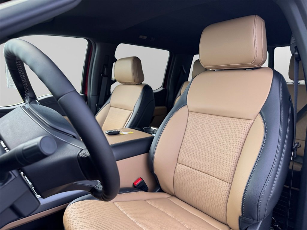 New 2025 Ford F350 Lariat w/ Chrome Package image 13