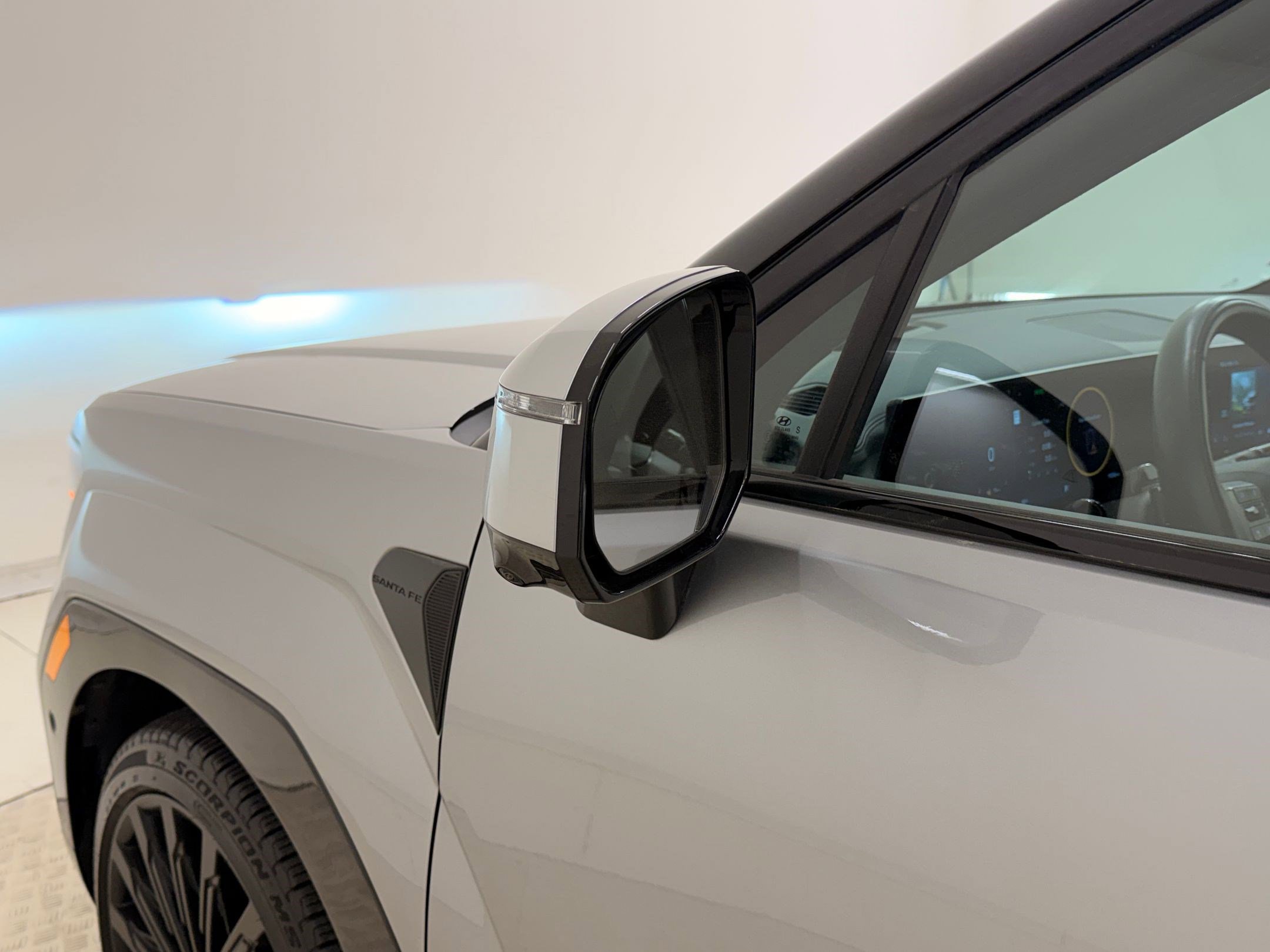 Used 2024 Hyundai Santa Fe Calligraphy image 20