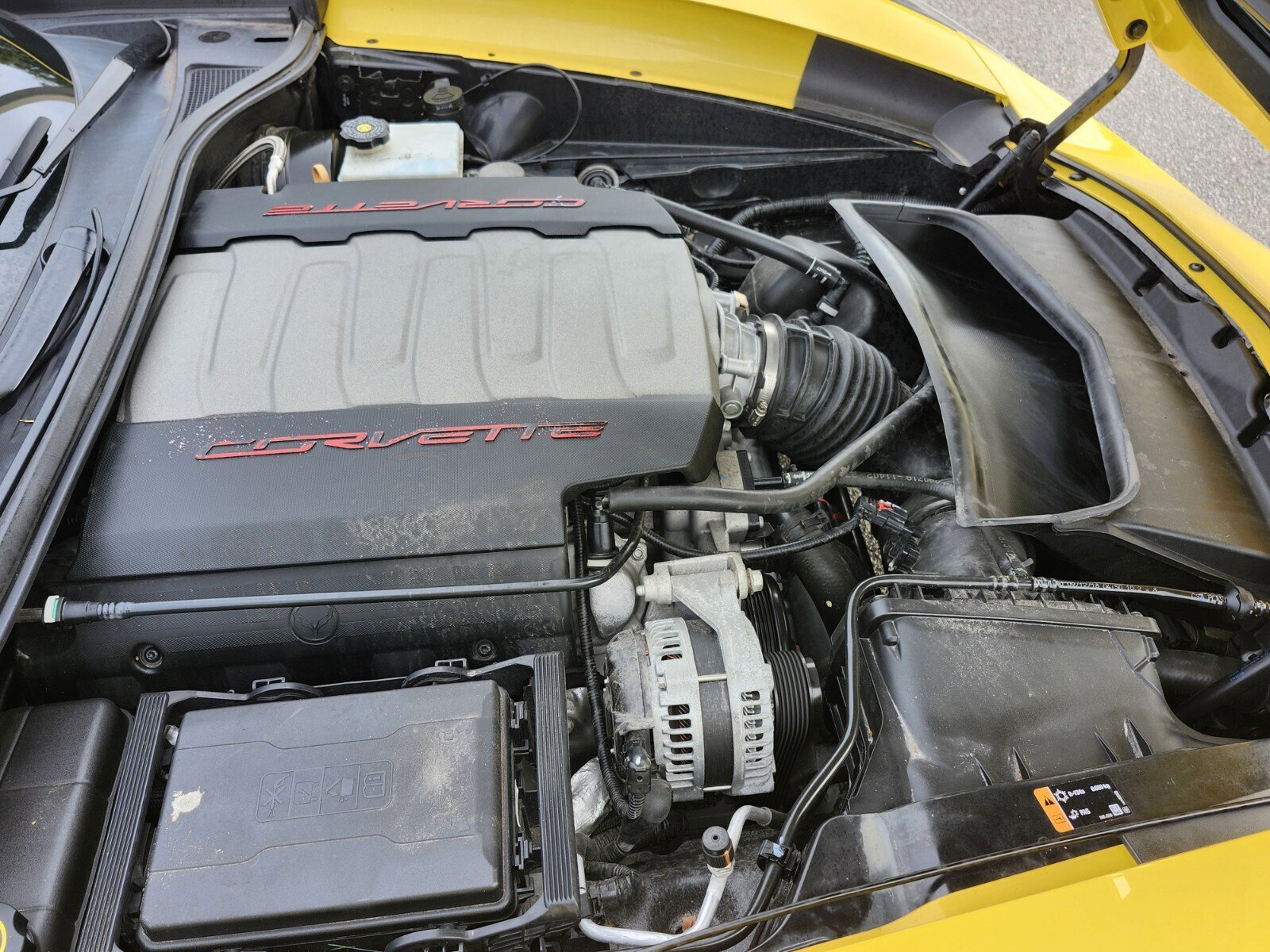 Used 2019 Chevrolet Corvette Stingray Coupe w/ 2LT Preferred Equipment Group image 23