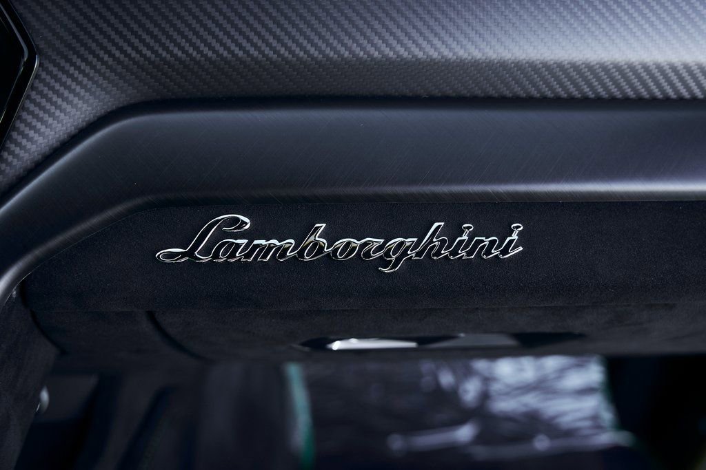 Used 2024 Lamborghini Urus Performante image 51