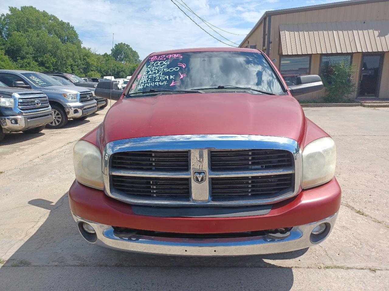 Used 2006 Dodge Ram 2500 Truck SLT RWD image 2