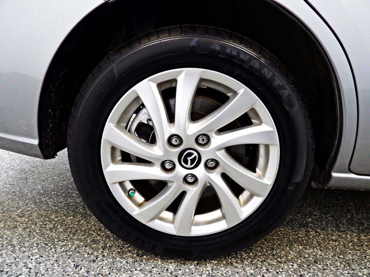 Used 2014 MAZDA MAZDA5 Sport FWD image 18