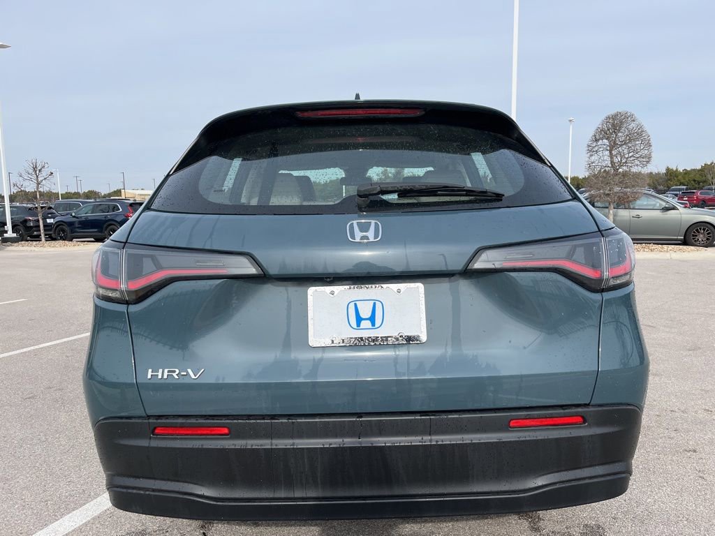 Certified 2025 Honda HR-V LX image 5