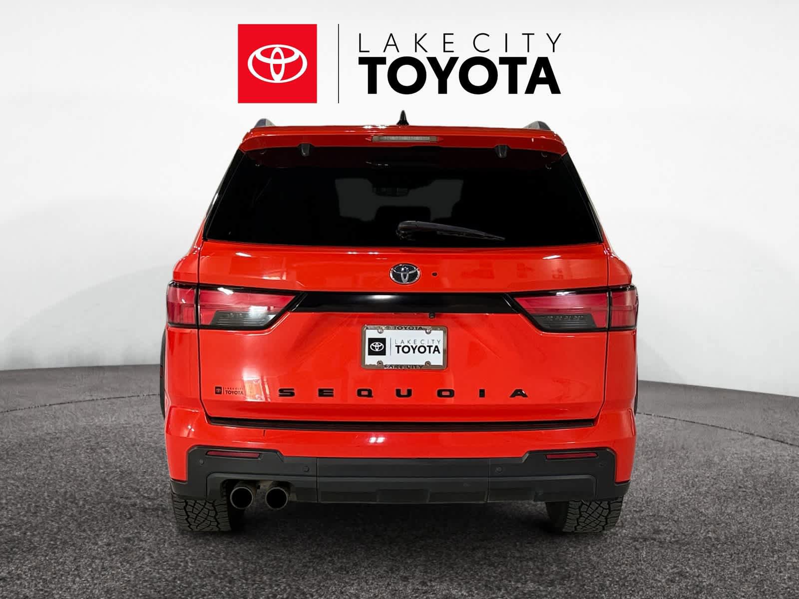 Used 2023 Toyota Sequoia TRD Pro AWD/4WD image 7
