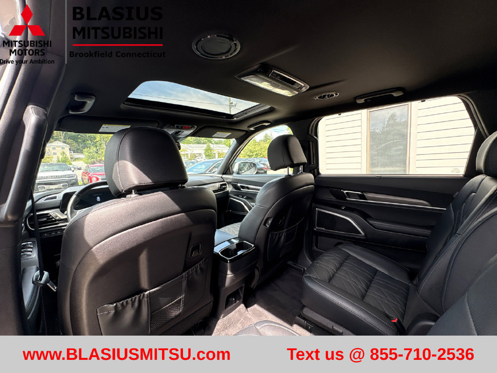 Used 2025 Kia Telluride EX X-Line AWD/4WD image 37
