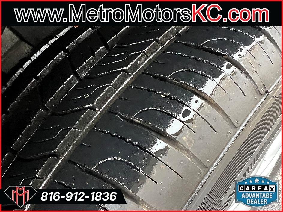 Used 2021 Chevrolet Equinox LT image 16