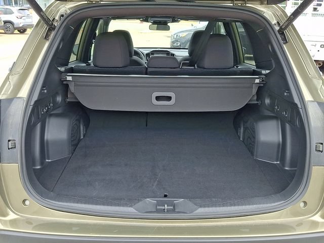 Certified 2025 Subaru Forester Premium AWD/4WD image 21