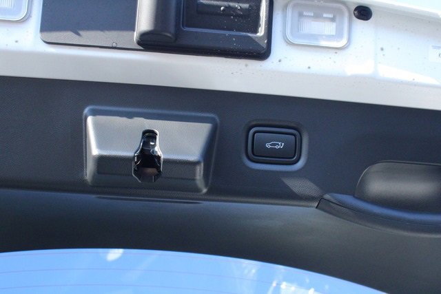 New 2024 Hyundai Ioniq 5 SEL image 17