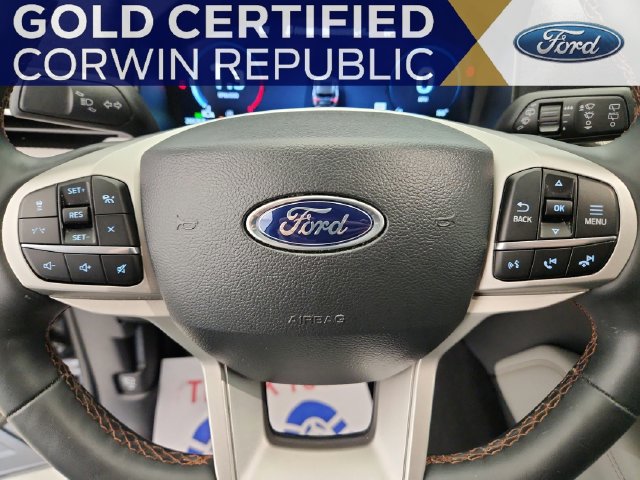 Used 2025 Ford Explorer Active w/ Active Comfort Package AWD/4WD image 16