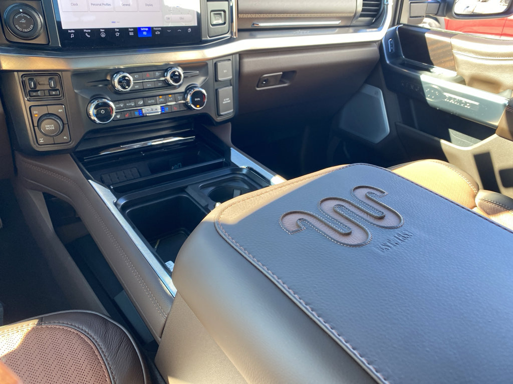 New 2026 Ford F350 4x4 Crew Cab Super Duty image 14
