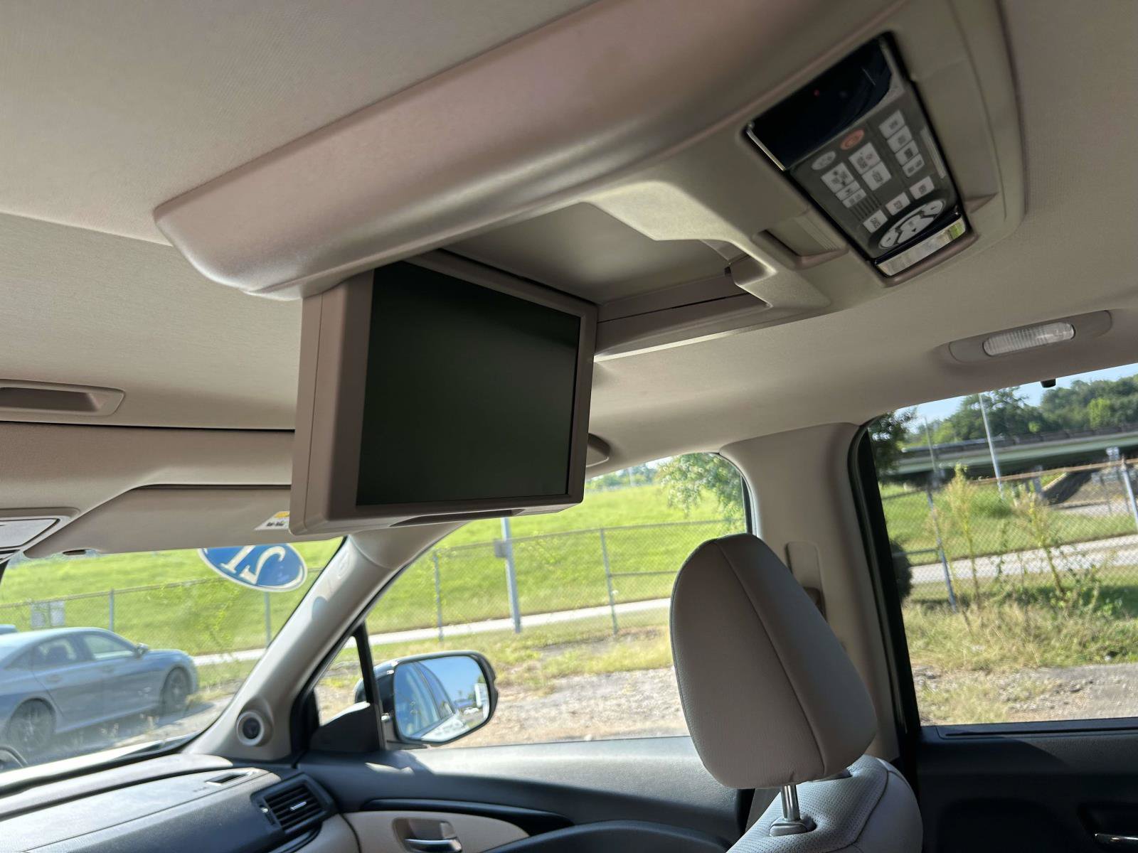 Certified 2018 Honda Pilot Elite image 10
