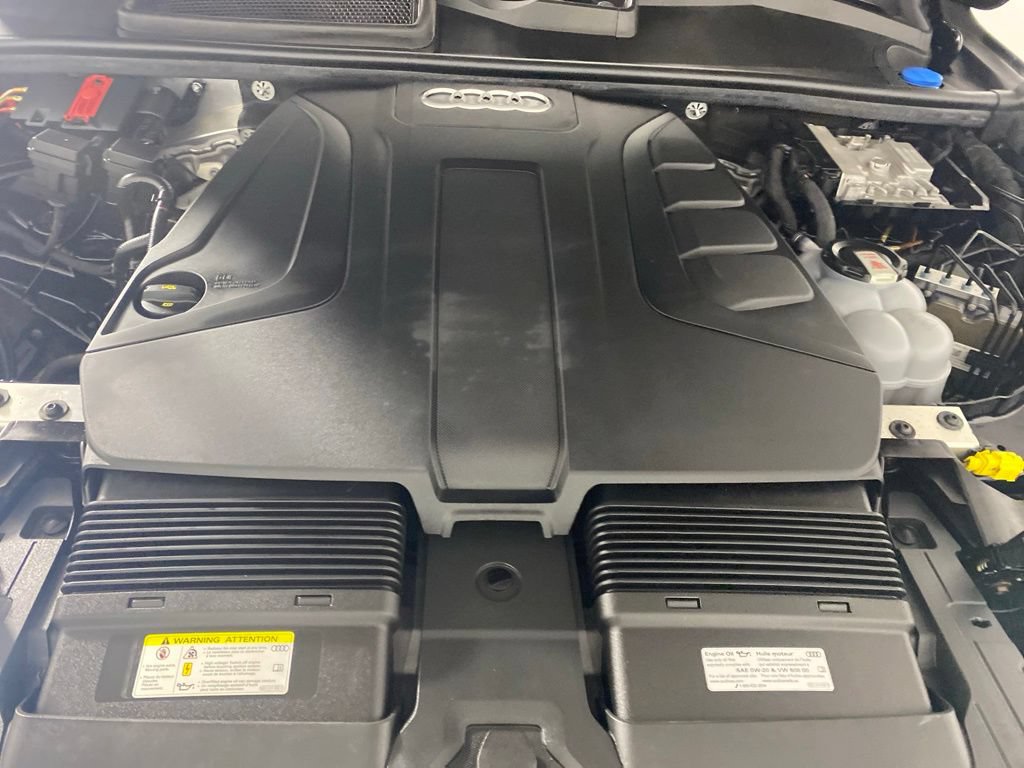 Used 2021 Audi Q7 2.0T Premium Plus AWD/4WD image 38