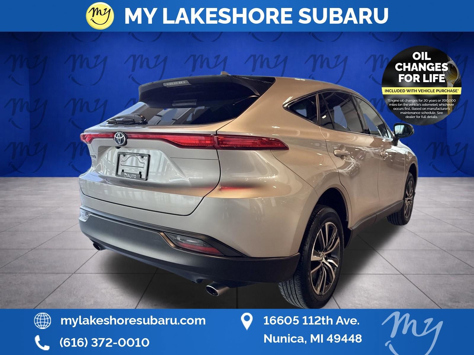 Used 2023 Toyota Venza LE image 7