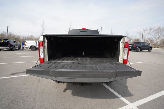 Used 2017 Ford F350 Lariat w/ Lariat Ultimate Package image 17