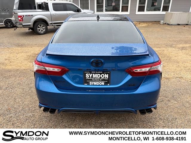 Used 2020 Toyota Camry XSE image 4