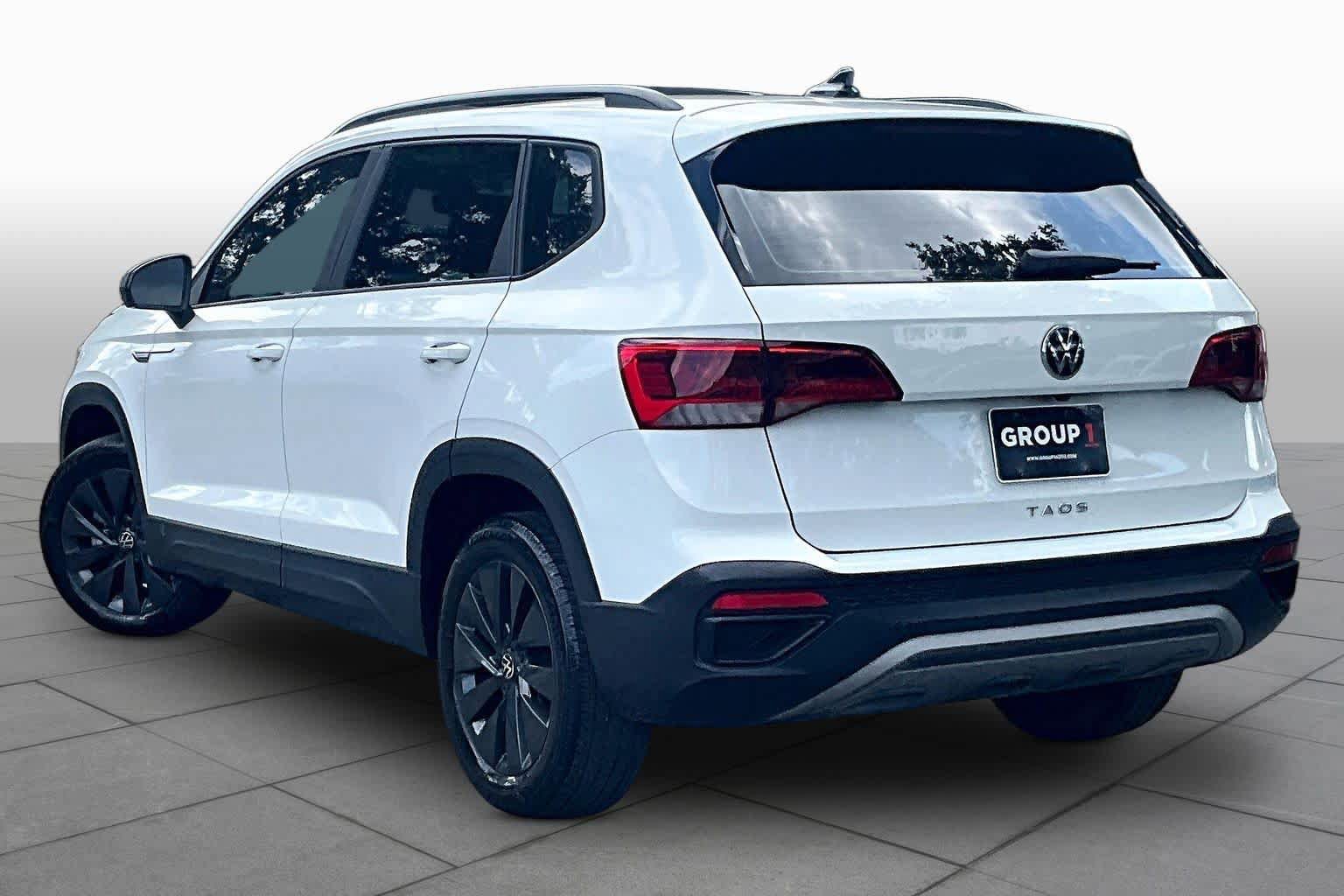 Used 2023 Volkswagen Taos S w/ Driver Assistance Package FWD image 12