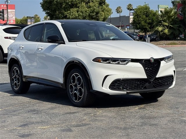 New 2025 Alfa Romeo Tonale w/ Premium Package video 1