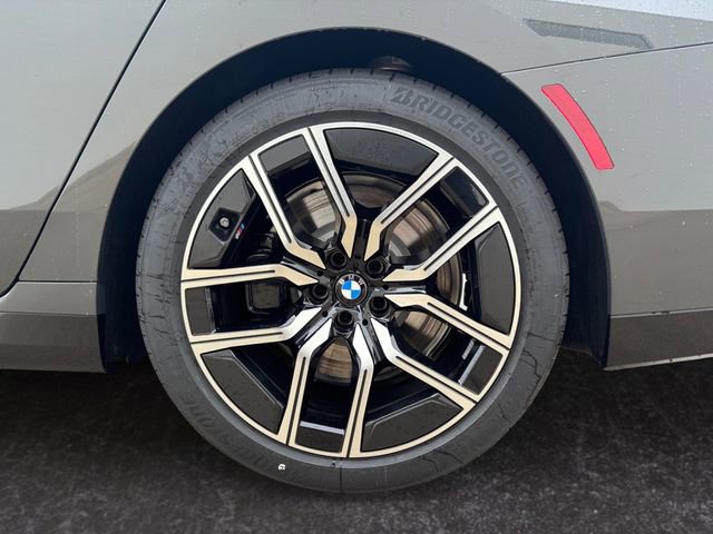 New 2026 BMW 740i xDrive image 31