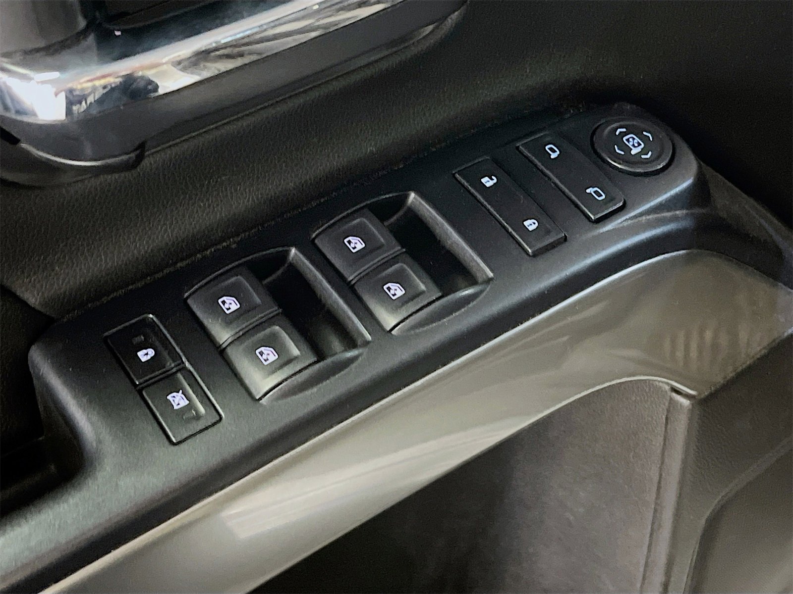 Used 2018 Chevrolet Silverado 2500 LT w/ All Star Edition image 18