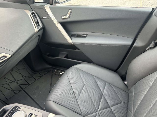Certified 2024 BMW iX xDrive50 w/ Sport Package AWD/4WD image 36