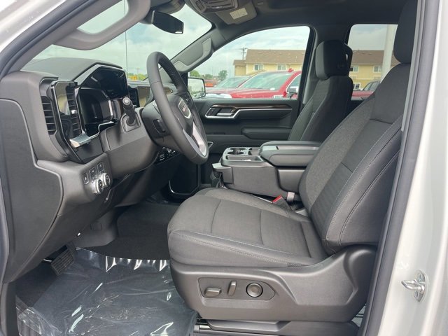 New 2026 GMC Sierra 1500 Elevation image 17
