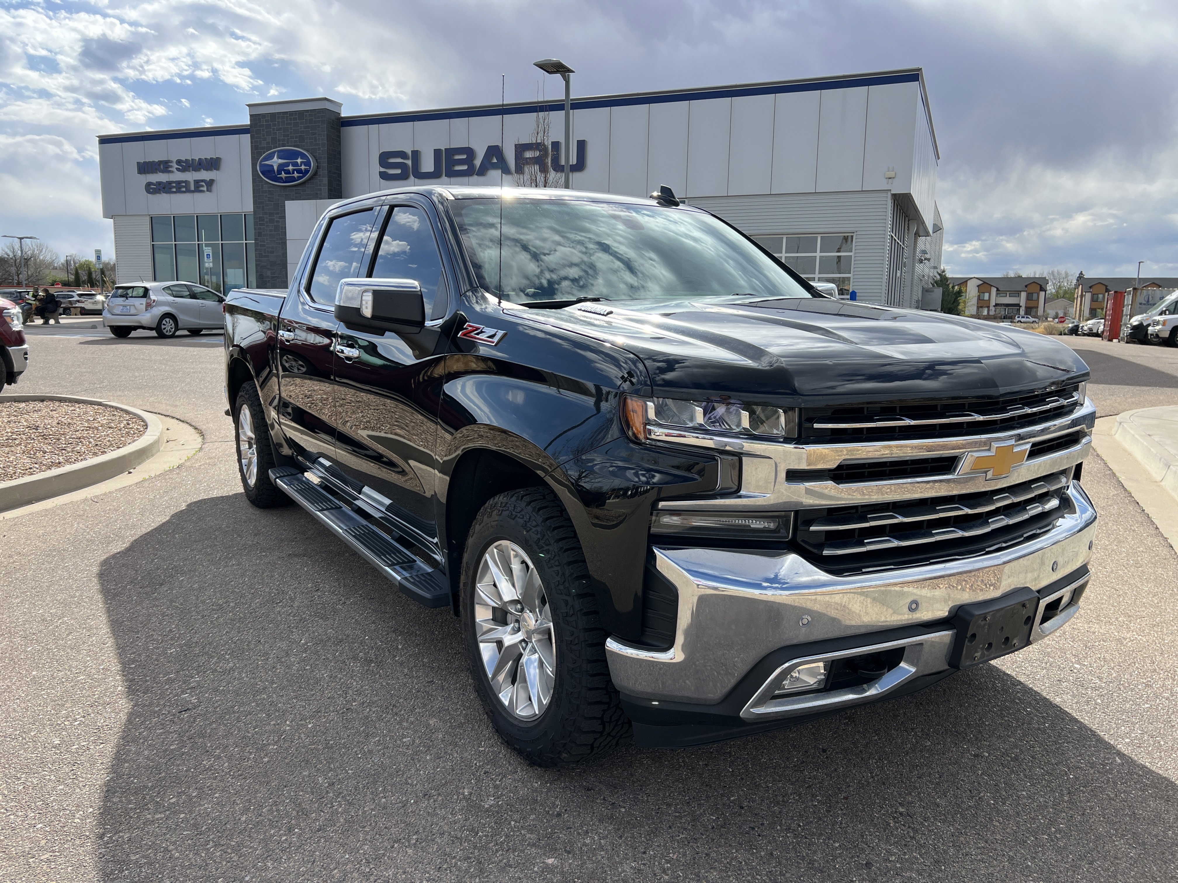 Used 2020 Chevrolet Silverado 1500 LTZ w/ LTZ Premium Package AWD/4WD image 4