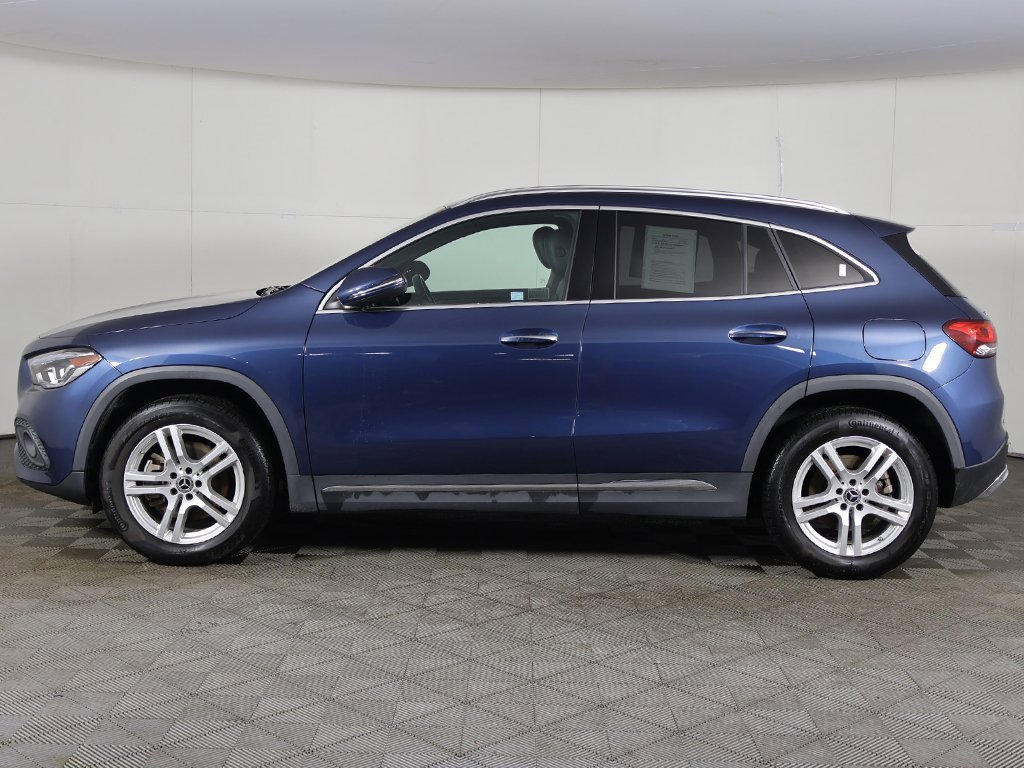 Used 2023 Mercedes-Benz GLA 250 4MATIC w/ Premium Package image 16