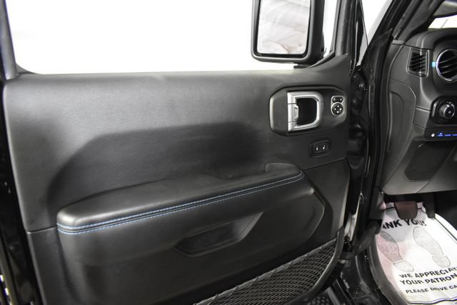 Used 2024 Jeep Wrangler High Altitude AWD/4WD image 7