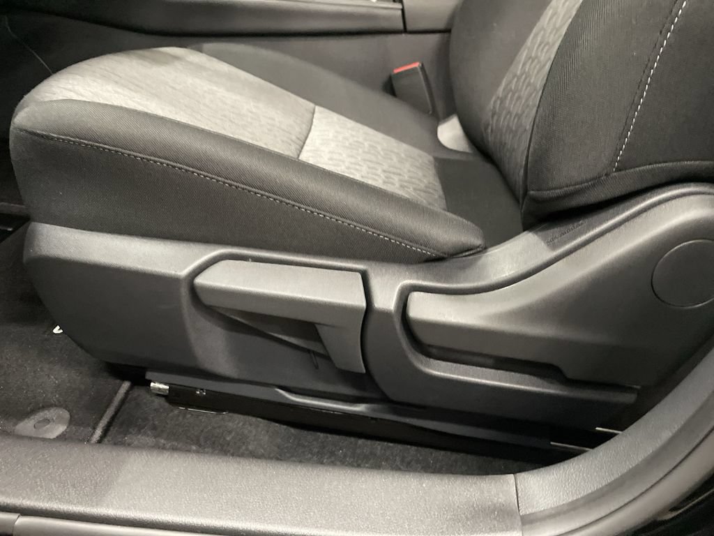 New 2026 Nissan Sentra SV w/ SV Convenience Package FWD image 12