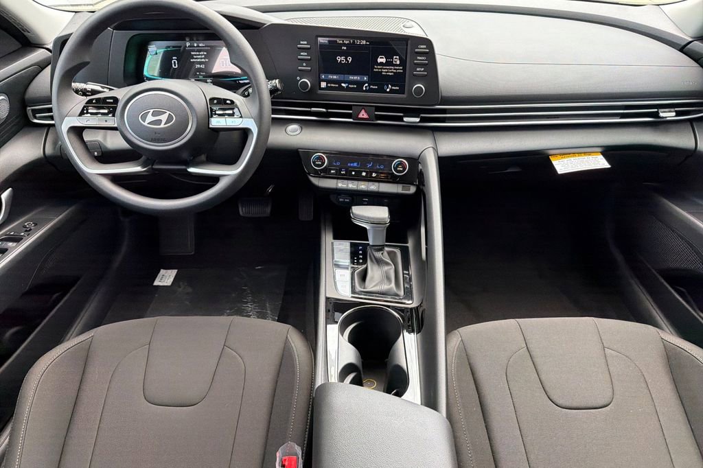 New 2026 Hyundai Elantra Blue image 11