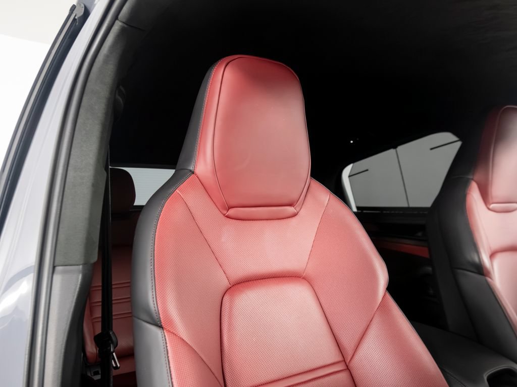 Certified 2024 Porsche Cayenne Turbo GT AWD/4WD image 38