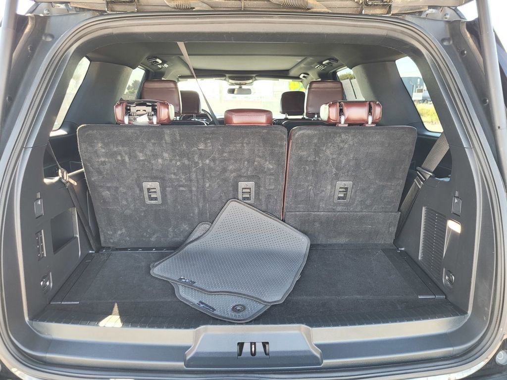 Used 2024 Ford Expedition Limited image 10