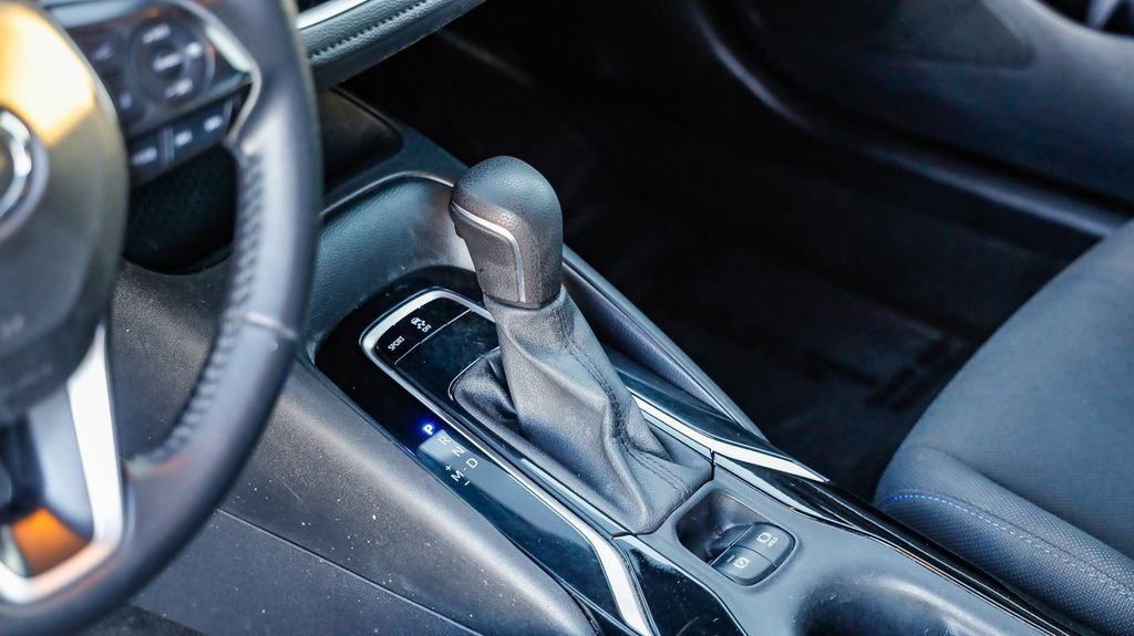 Used 2022 Toyota Corolla SE w/ Carpet Mat Package (TMS) image 23