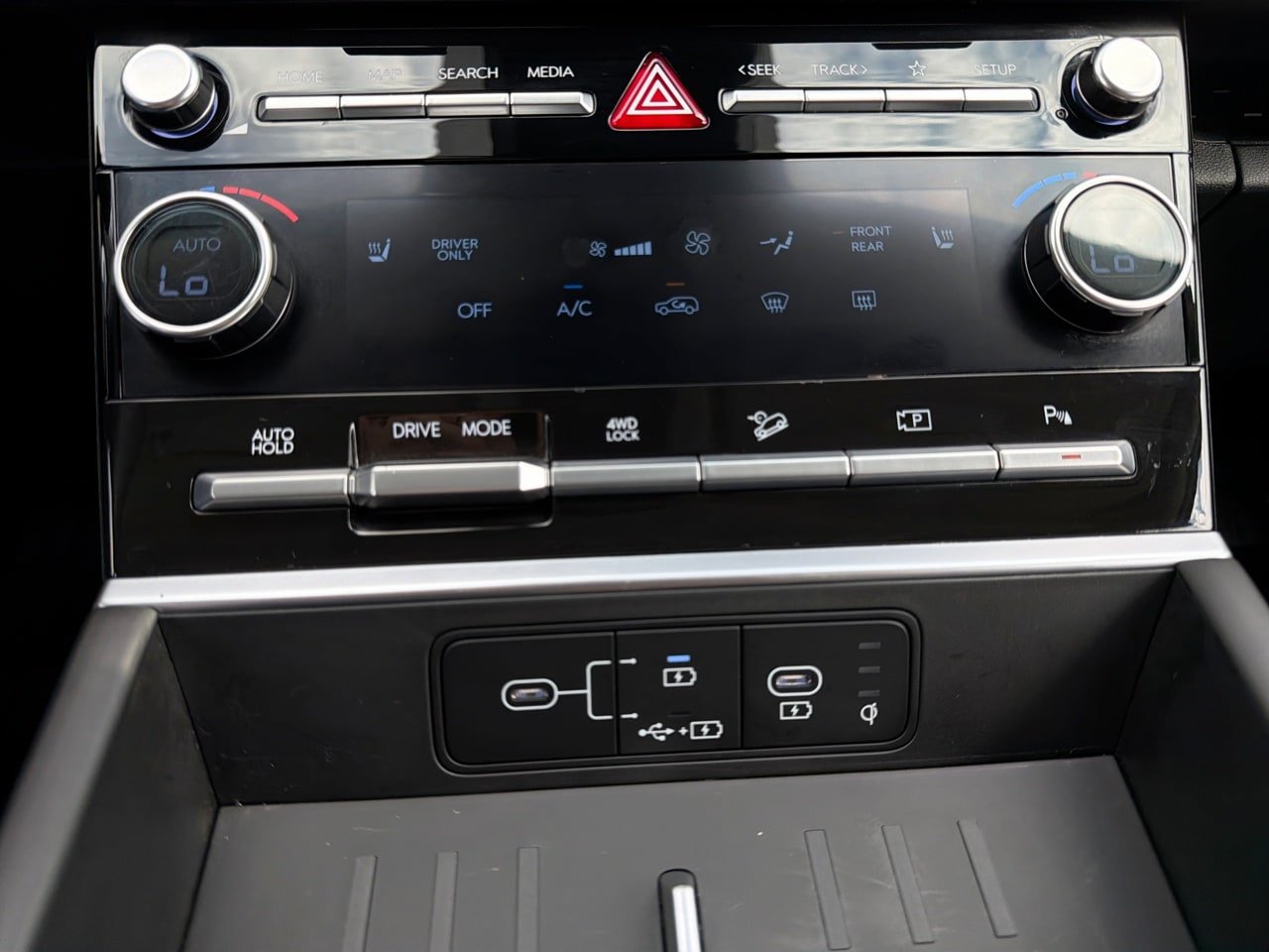 Certified 2025 Hyundai Santa Fe SEL AWD/4WD image 24