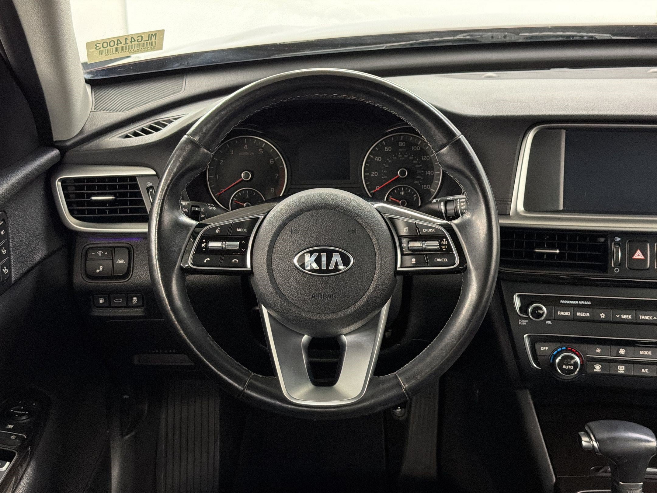 Used 2020 Kia Optima Premium FWD image 23
