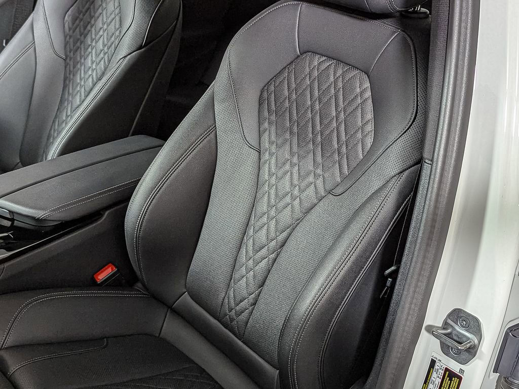 Certified 2023 BMW 530e xDrive w/ Premium Package image 21