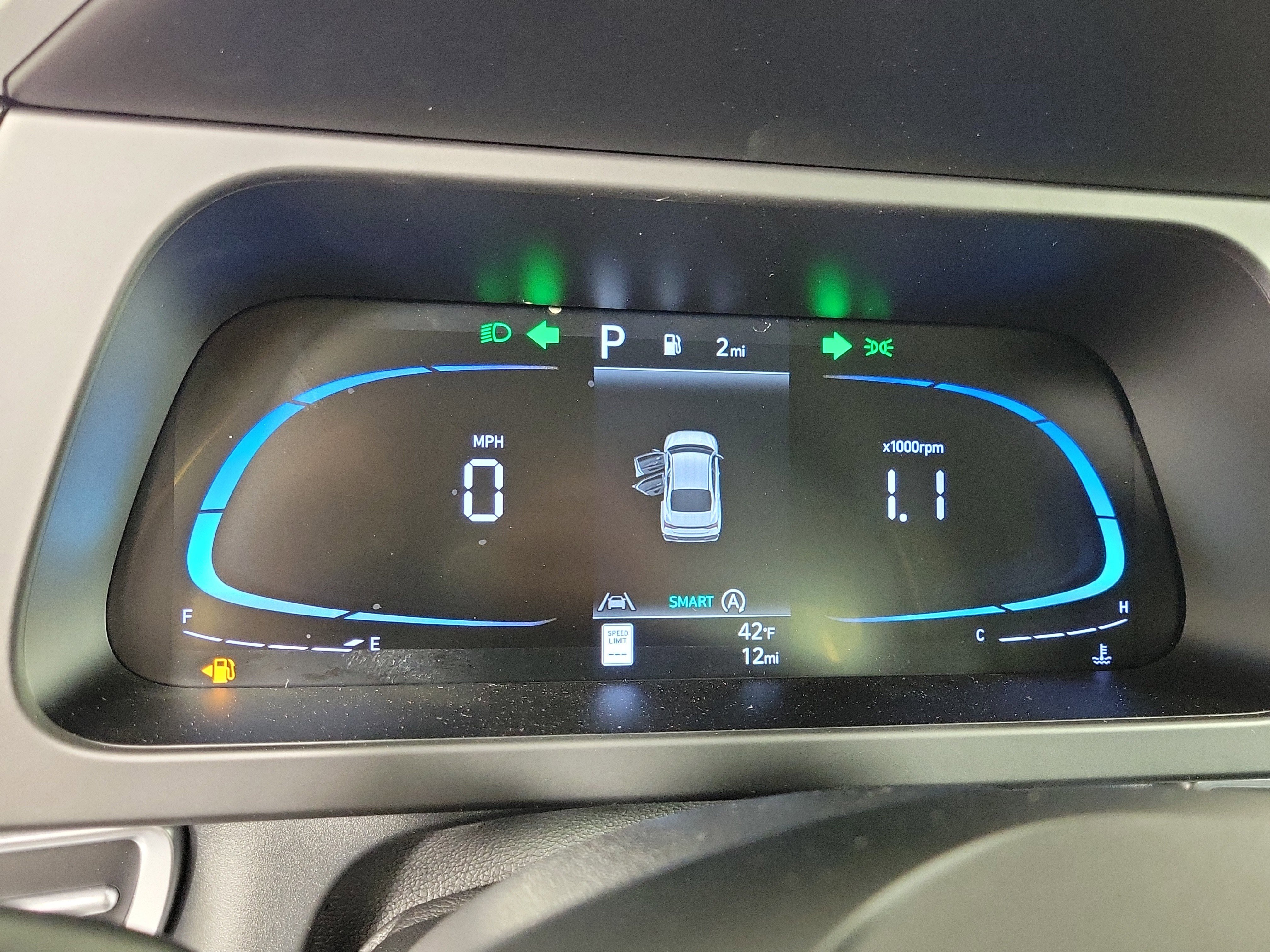 New 2026 Hyundai Elantra SE image 13