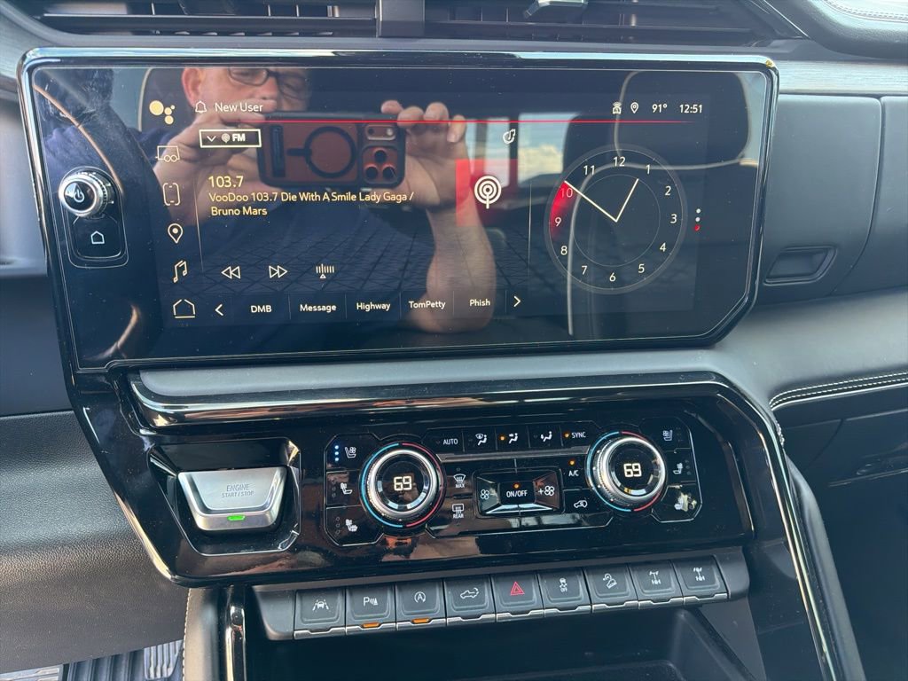 Used 2023 GMC Sierra 1500 AT4X image 10