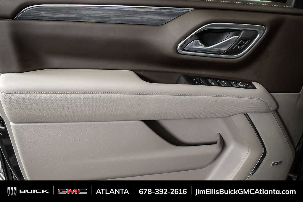 Used 2021 GMC Yukon SLT w/ SLT Premium Package image 6