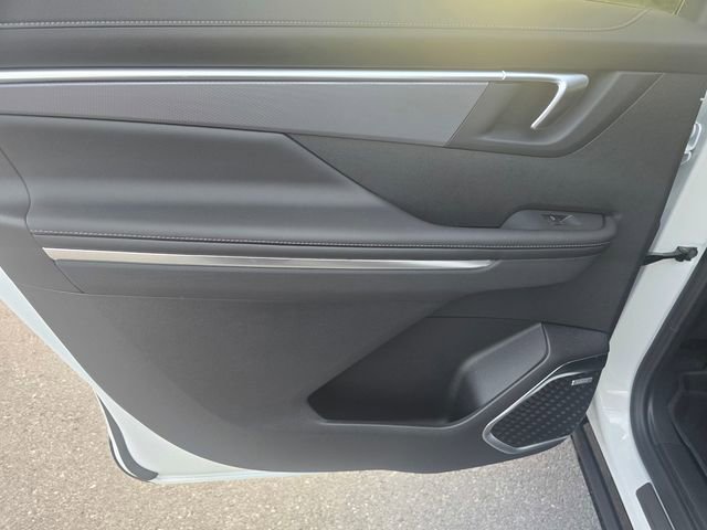 New 2026 Buick Enclave Sport Touring w/ LPO, Floor Liner Package image 12