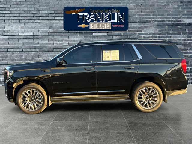 Used 2024 GMC Yukon Denali Ultimate AWD/4WD image 2