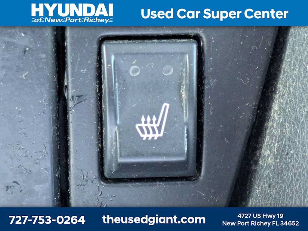 Used 2007 Chrysler 300 C RWD image 24
