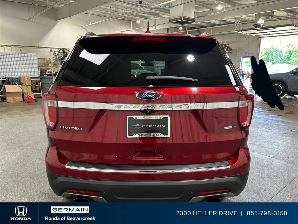 Used 2018 Ford Explorer Limited w/ Equipment Group 301A AWD/4WD image 7