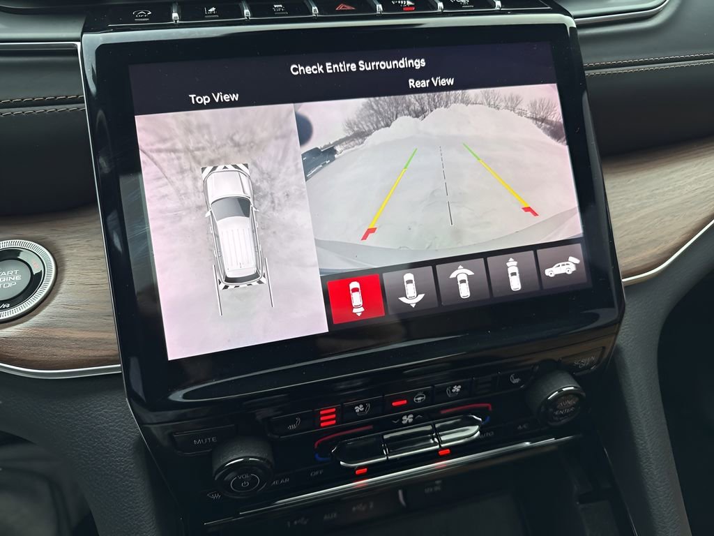 Used 2022 Jeep Grand Cherokee L Summit w/ Advanced Protech Group IV image 33