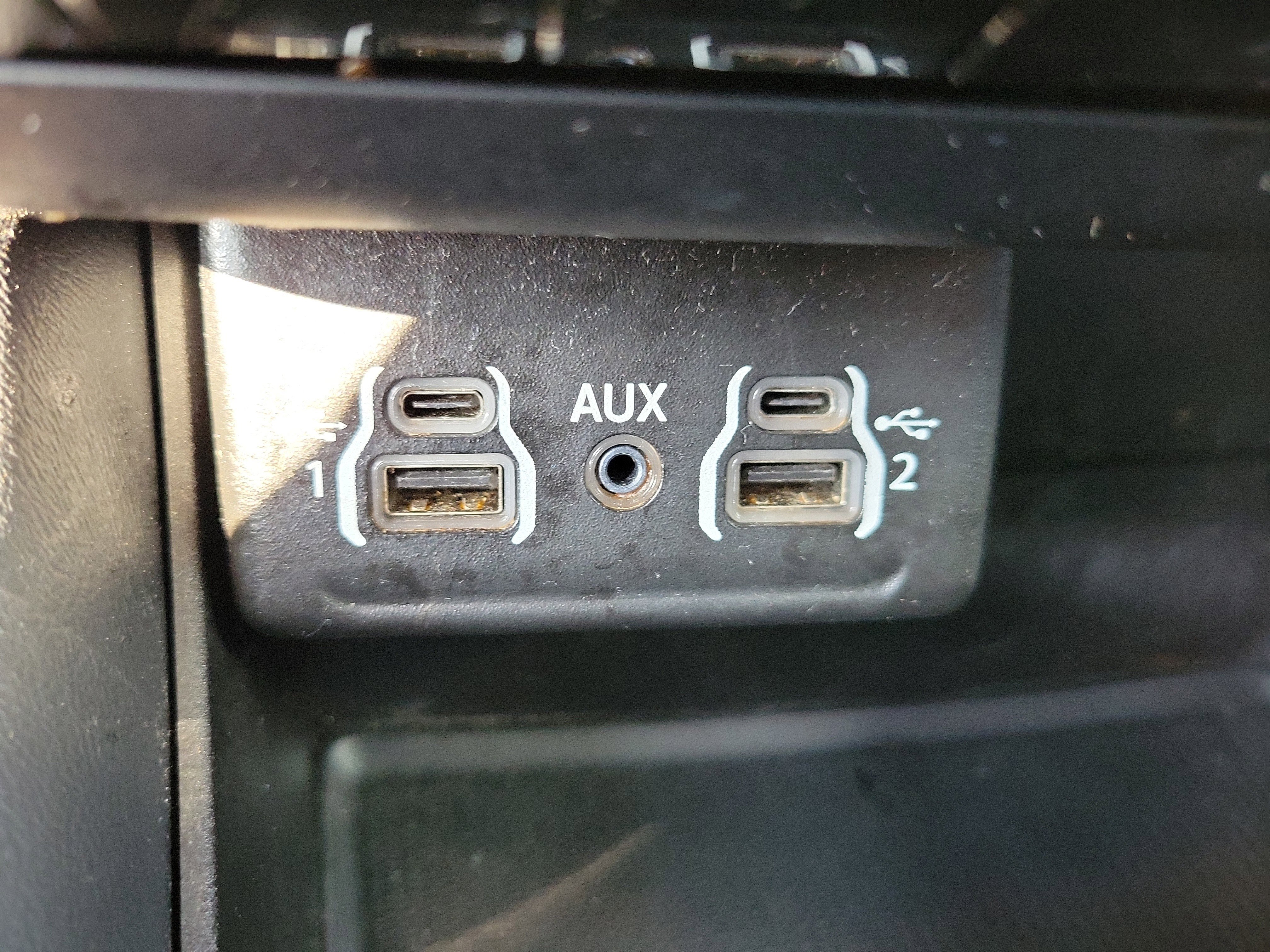 Used 2023 Dodge Durango GT image 27