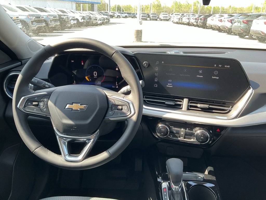 New 2026 Chevrolet Trax LT w/ Driver Confidence Package FWD image 17